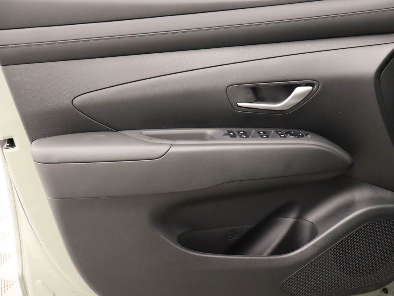 New 2026 Hyundai Santa Cruz SE FWD image 16