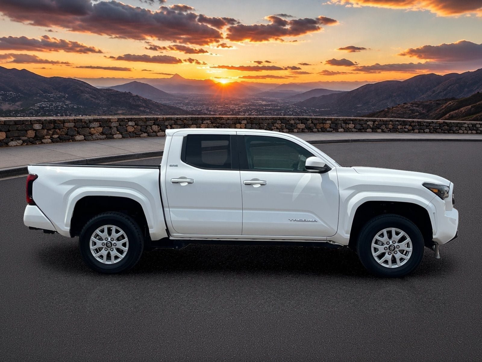 Used 2024 Toyota Tacoma TRD Sport AWD/4WD image 6
