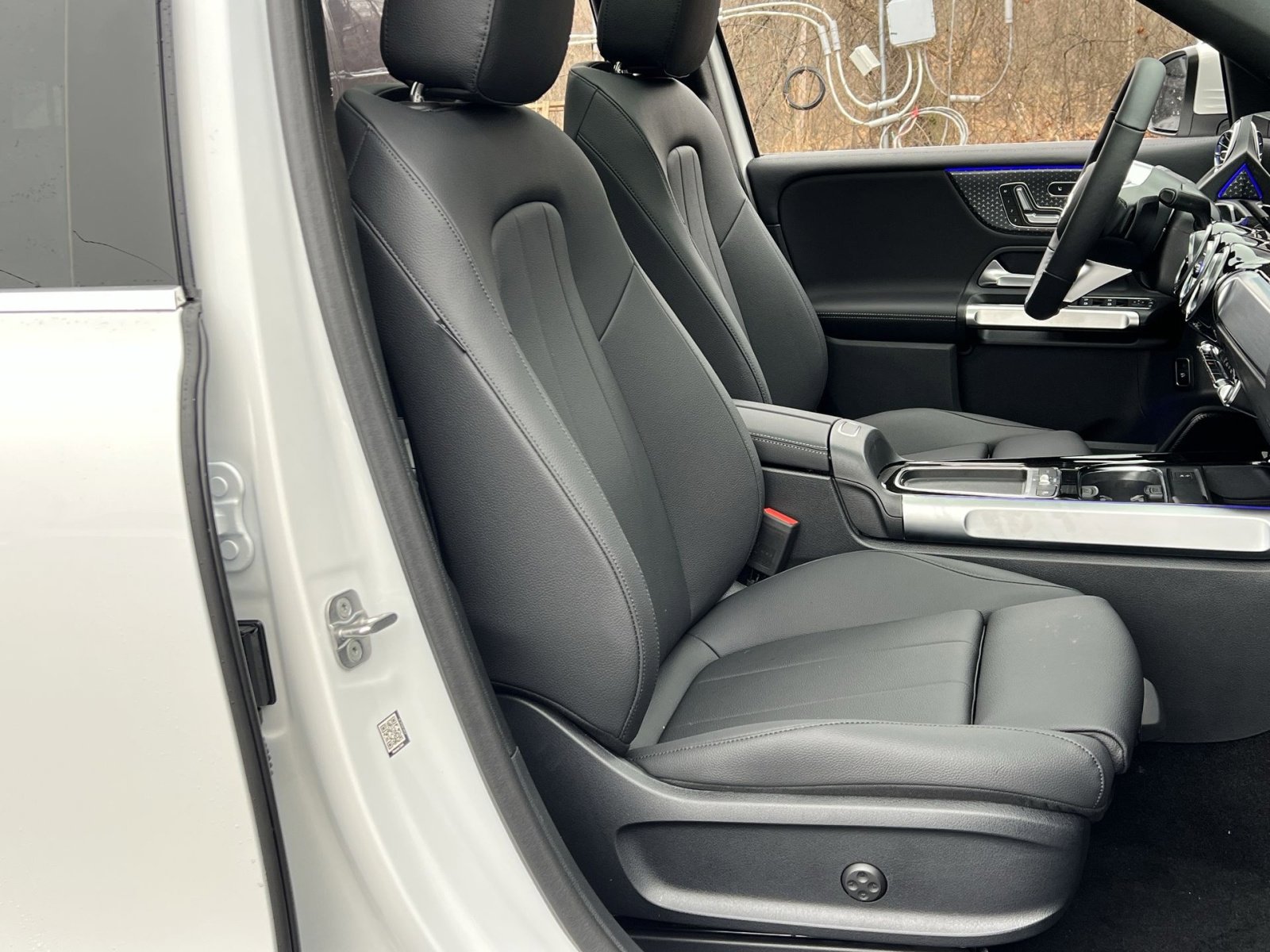 New 2026 Mercedes-Benz GLB 250 4MATIC image 26