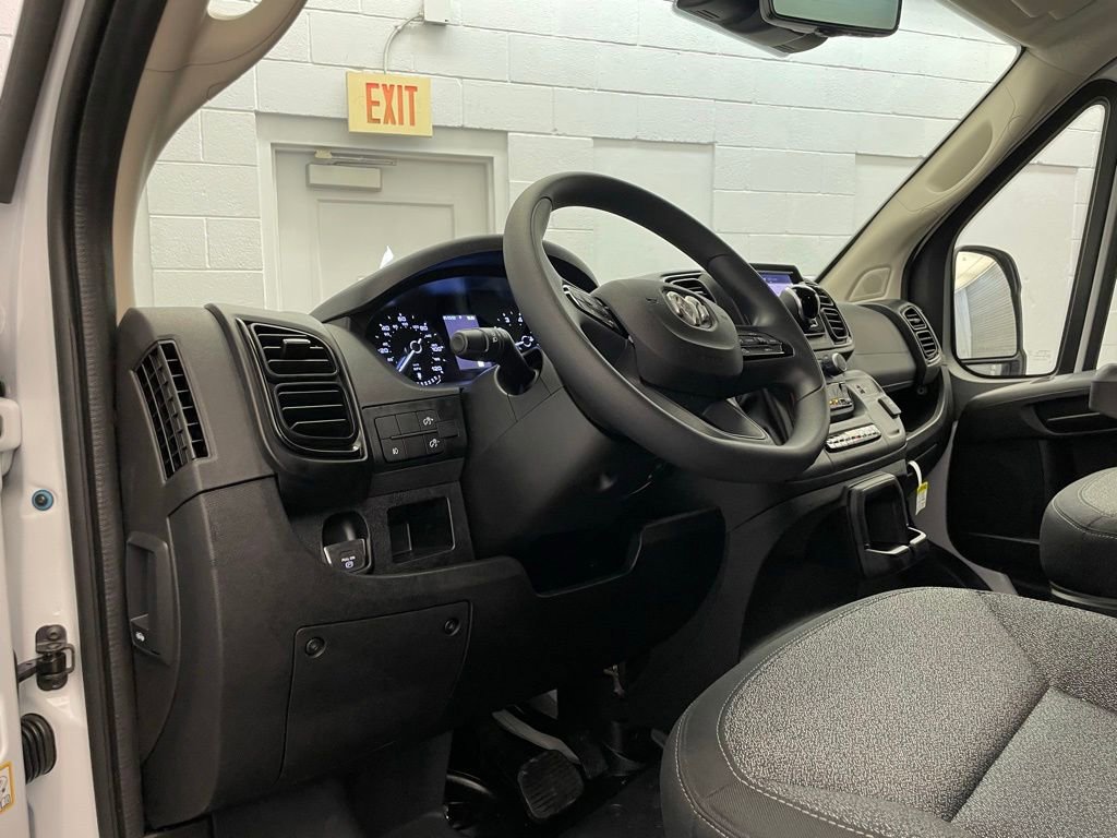 New 2026 RAM ProMaster 1500 w/ Crew Van Package FWD image 15