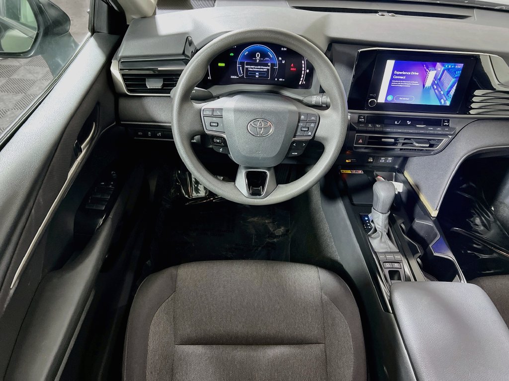Used 2025 Toyota Camry LE FWD image 19