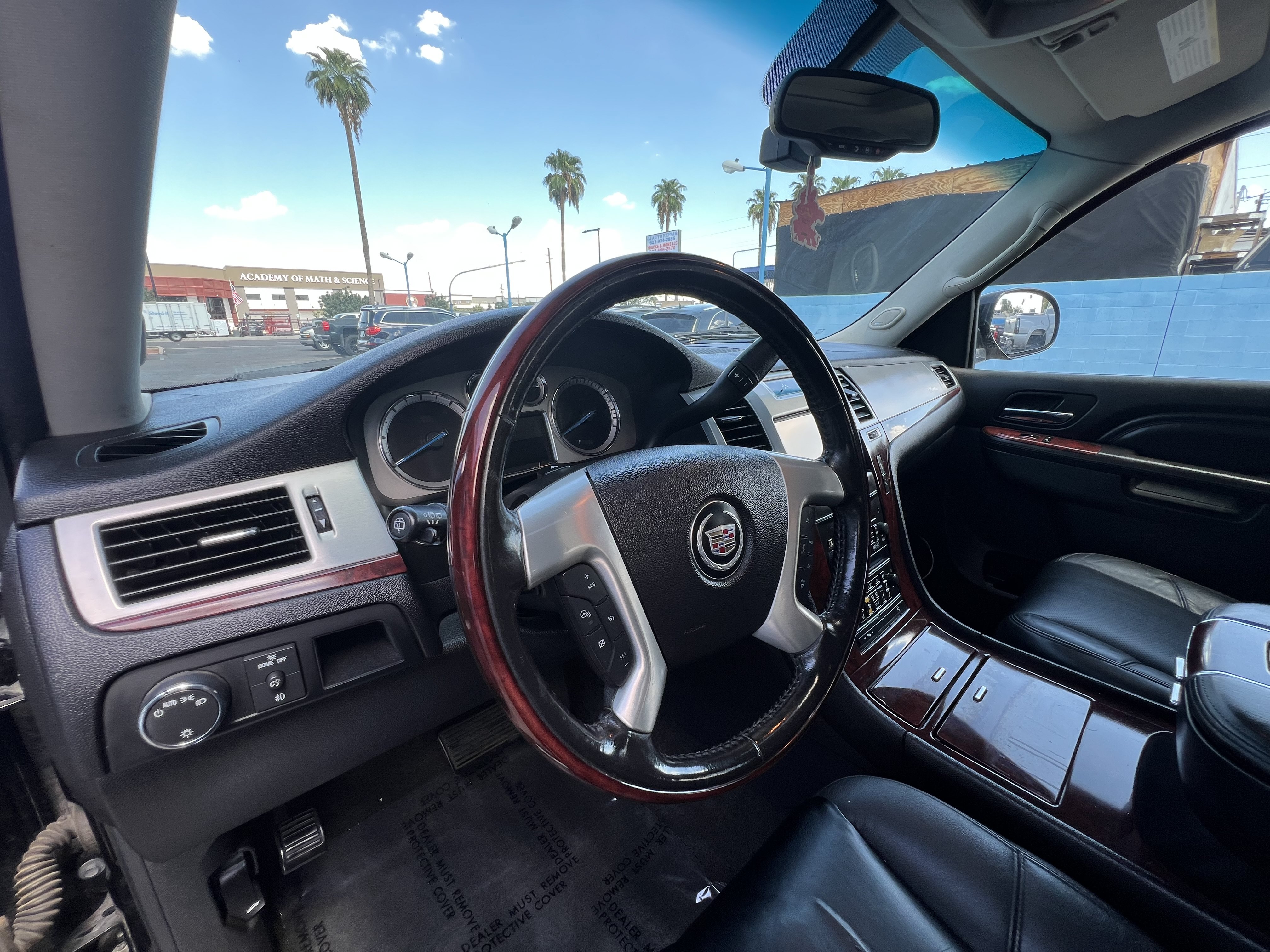 Used 2013 Cadillac Escalade ESV Premium AWD/4WD image 11