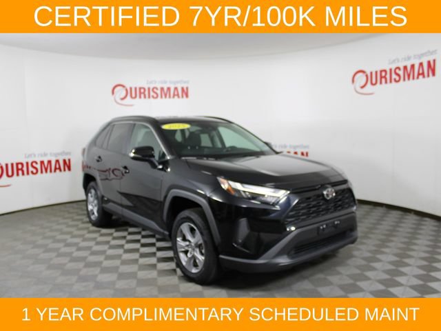 Used 2025 Toyota RAV4 XLE AWD/4WD image 12