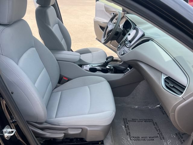 Used 2025 Chevrolet Malibu LT FWD image 15