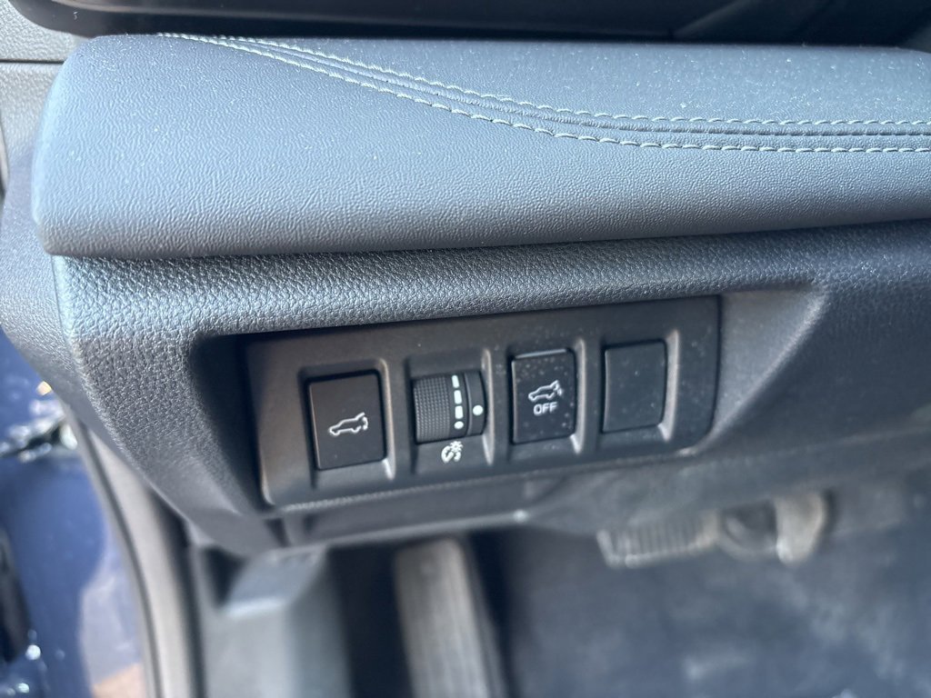 Used 2025 Subaru Outback Touring XT image 22