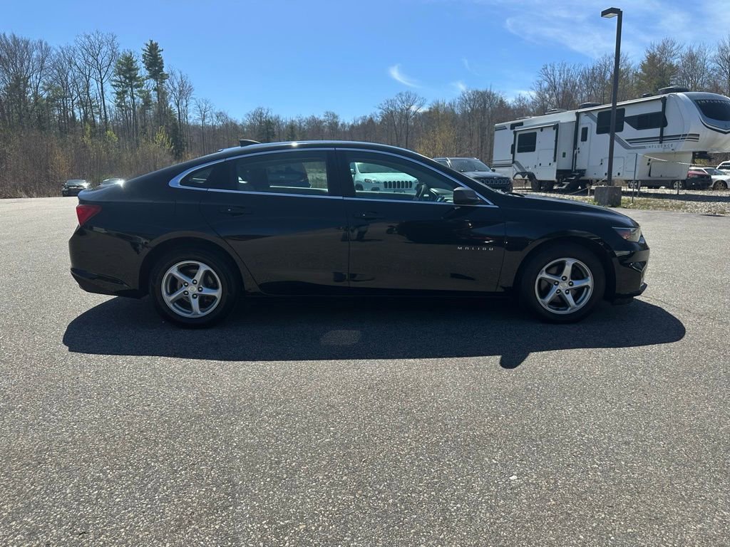 Used 2017 Chevrolet Malibu LS FWD image 6