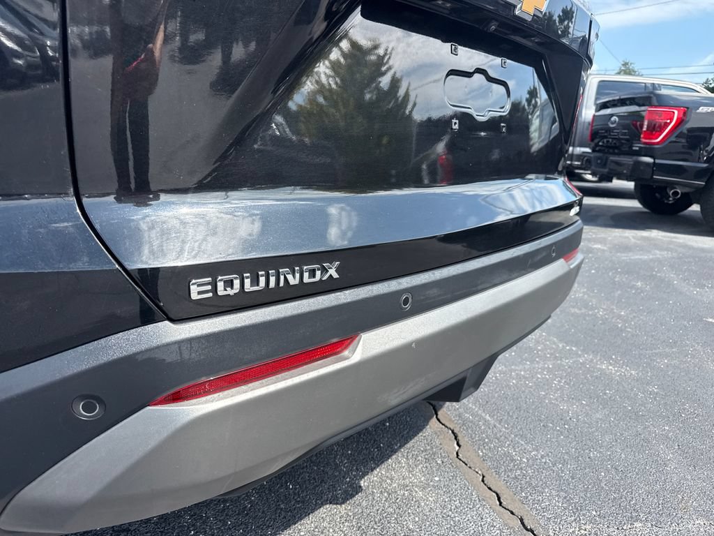 Used 2026 Chevrolet Equinox LT w/ Convenience Package II AWD/4WD image 12