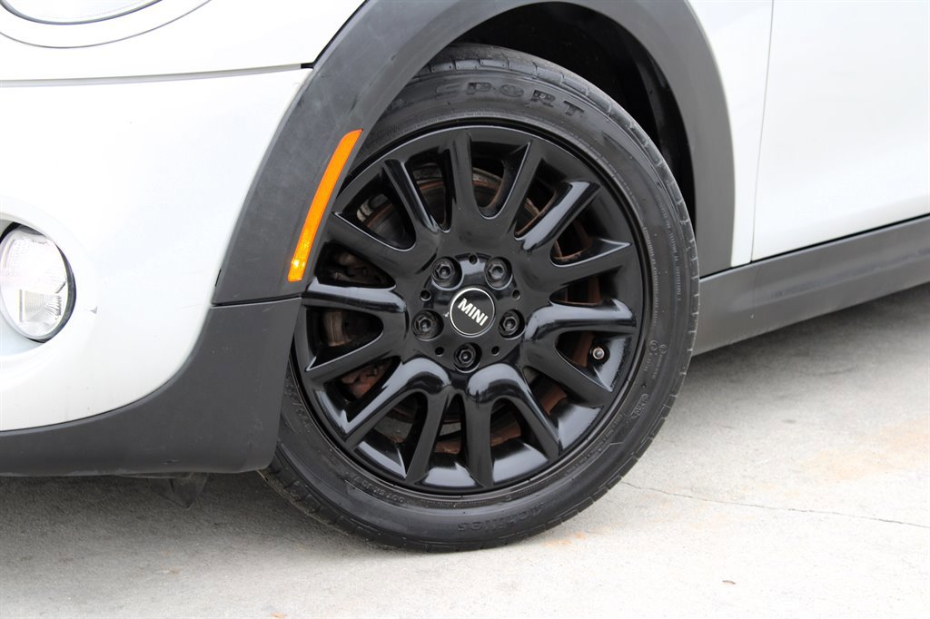 Used 2015 MINI Cooper S image 10