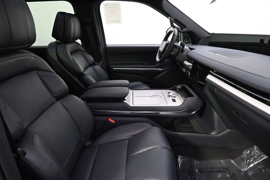 New 2026 Lincoln Navigator L Reserve w/ Jet Appearance Package image 16