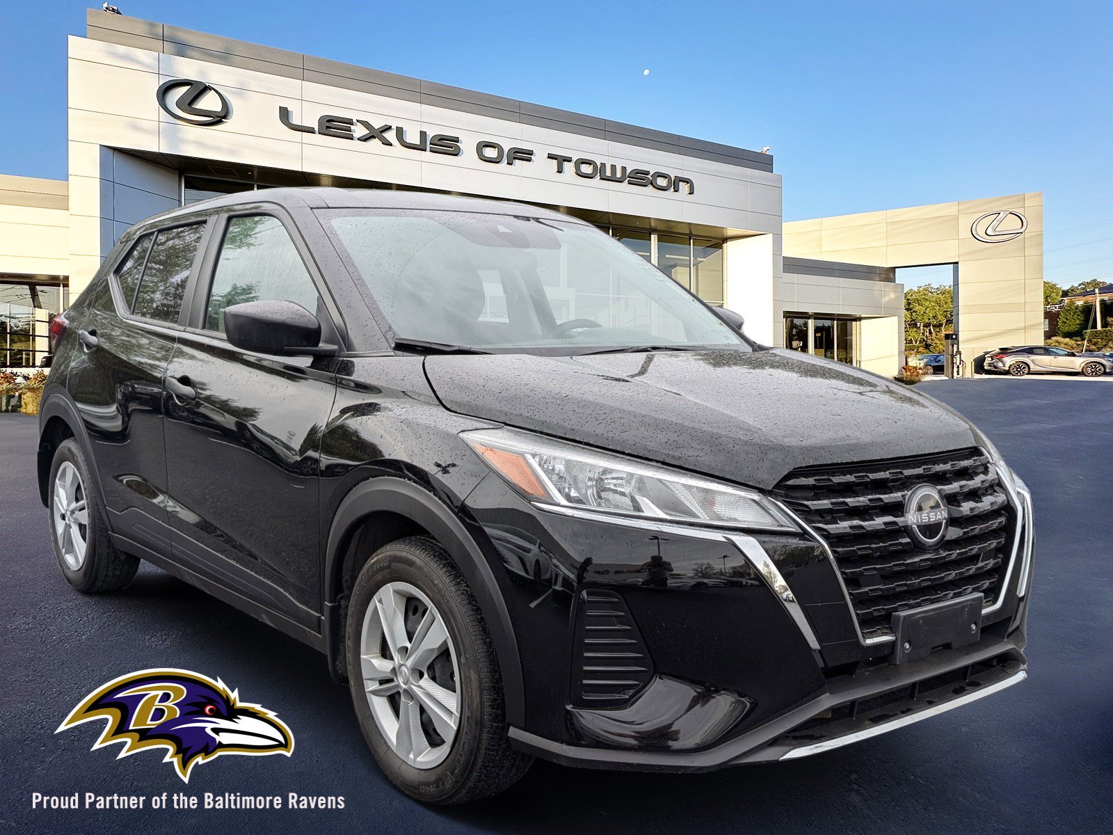 Used 2024 Nissan Kicks S image 1