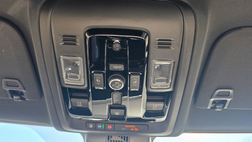 New 2026 Chevrolet Tahoe Premier w/ Sun And Tow Package AWD/4WD image 28