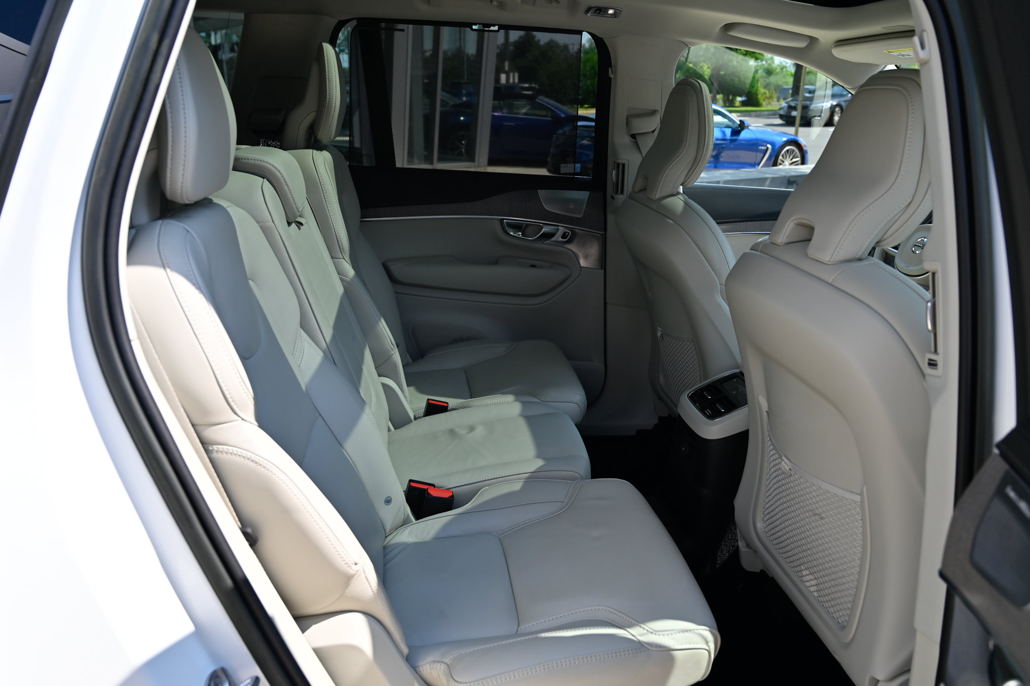Used 2022 Volvo XC90 T8 Inscription w/ Advanced Package AWD/4WD image 52