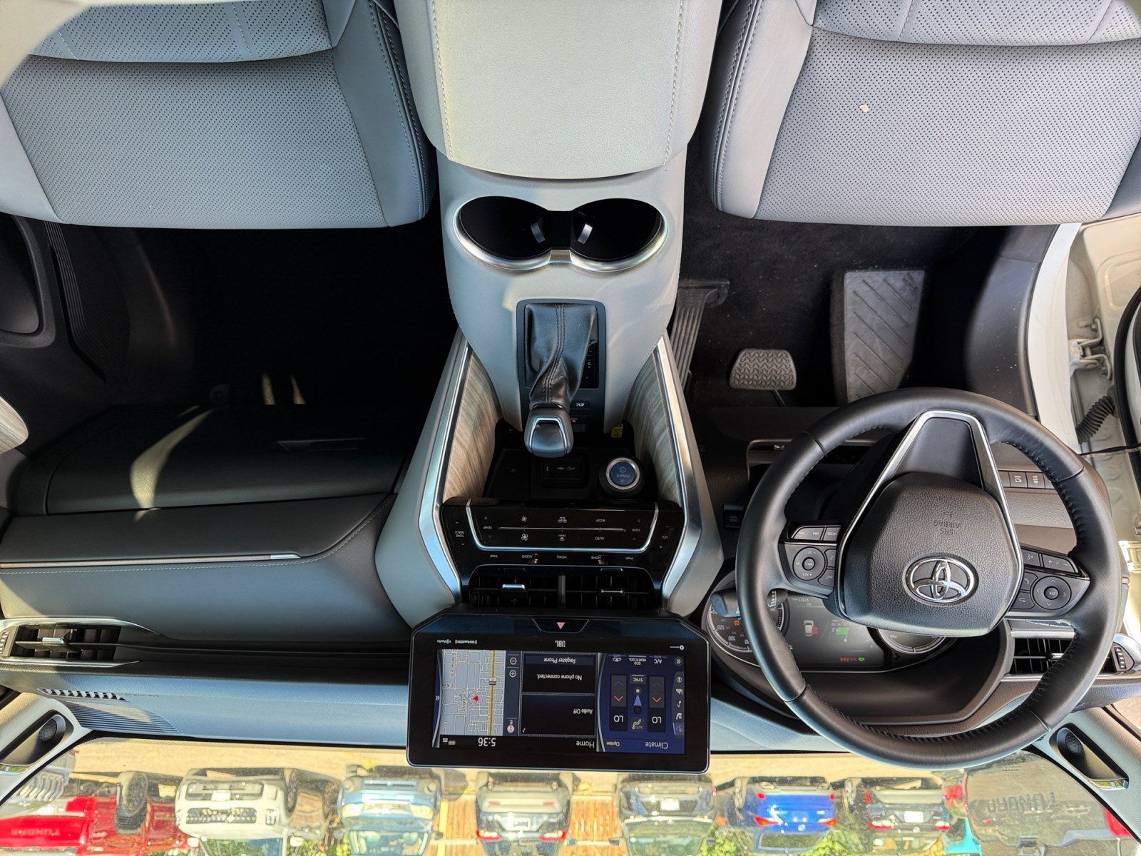 Used 2022 Toyota Venza Limited AWD/4WD image 19