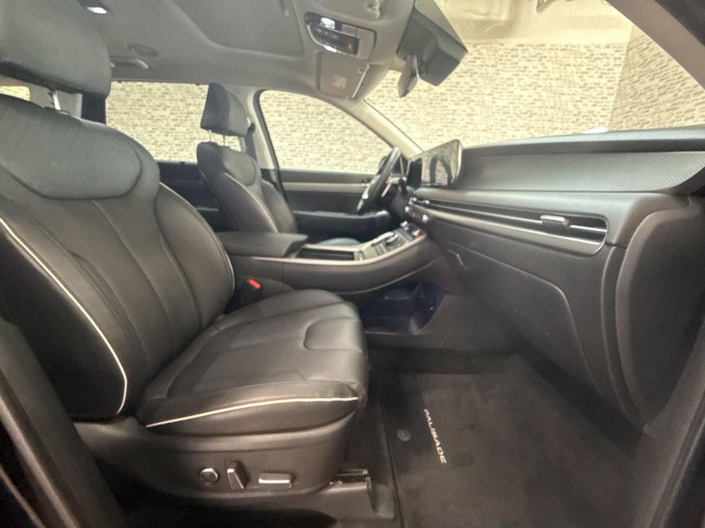 Used 2025 Hyundai Palisade SEL FWD image 12