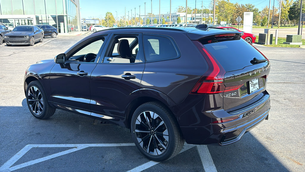 New 2027 Volvo XC60 B5 Plus AWD/4WD image 4