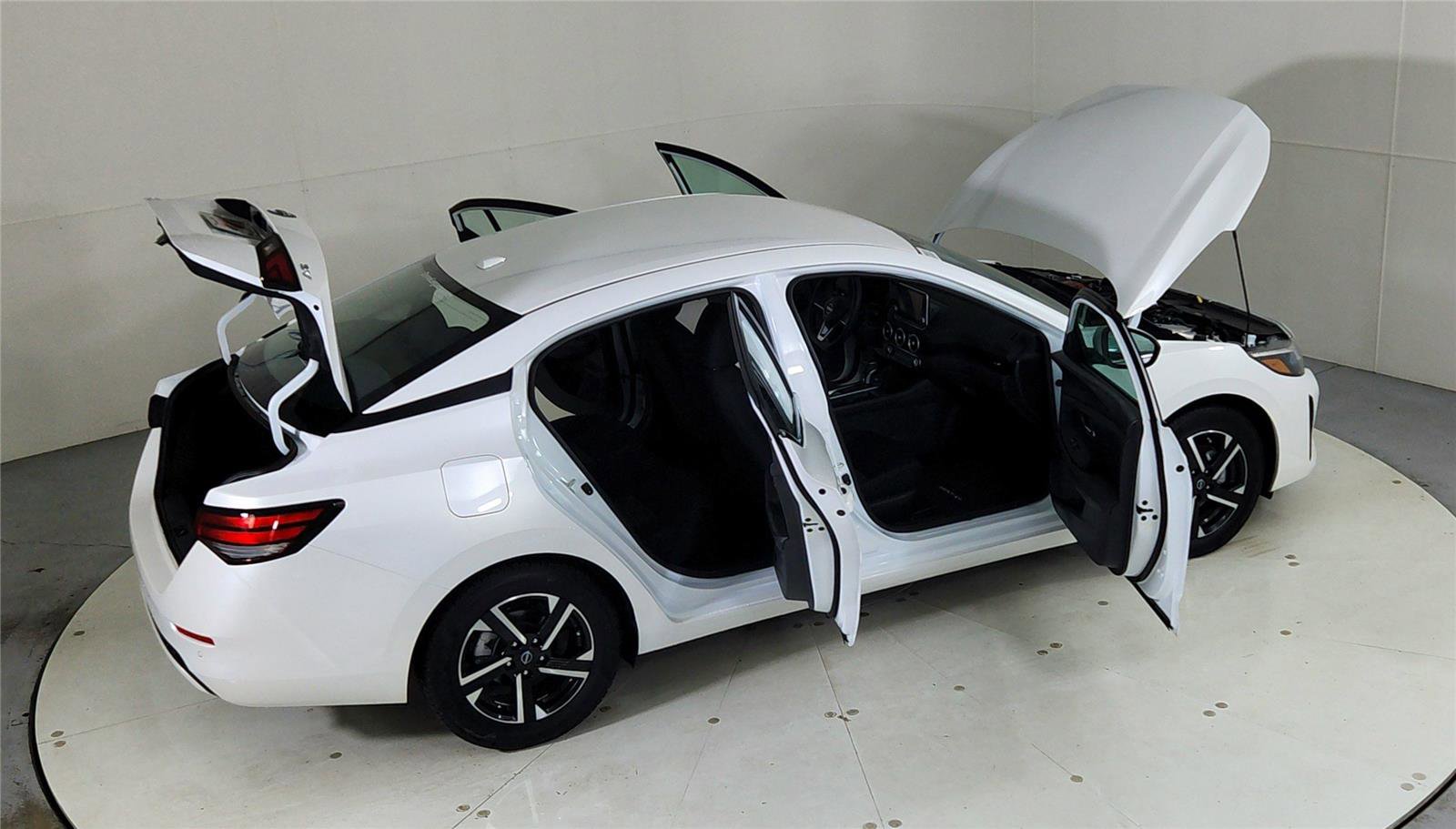 Used 2024 Nissan Sentra SV image 28