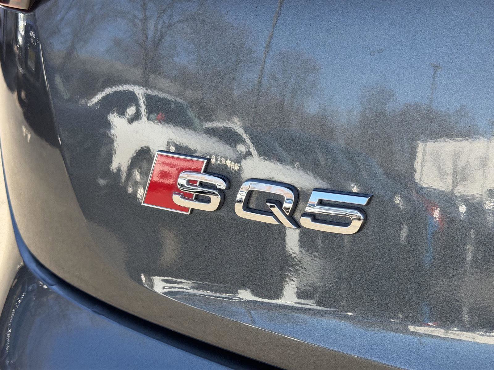 Used 2023 Audi SQ5 Premium Plus w/ Premium Plus Package image 24