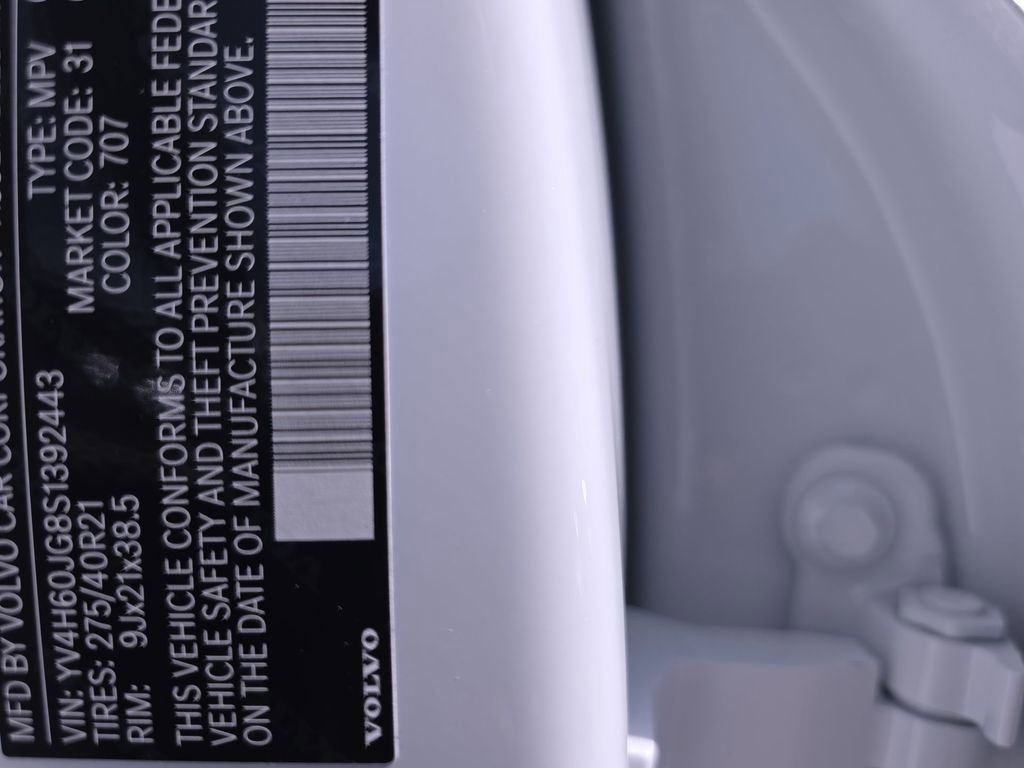 Used 2025 Volvo XC90 T8 Ultra w/ Protection Package Premier image 40