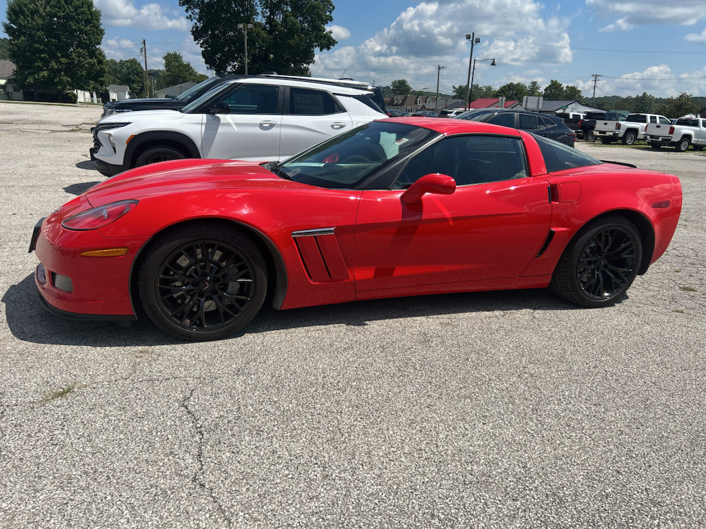Used 2011 Chevrolet Corvette Grand Sport w/ Preferred Equipment Group RWD image 4
