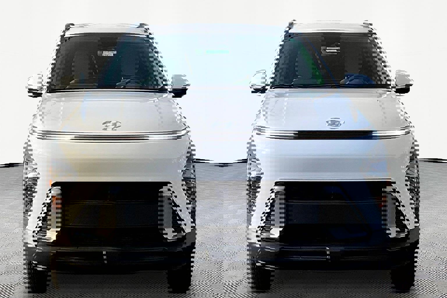 Used 2025 Hyundai Kona SEL image 2