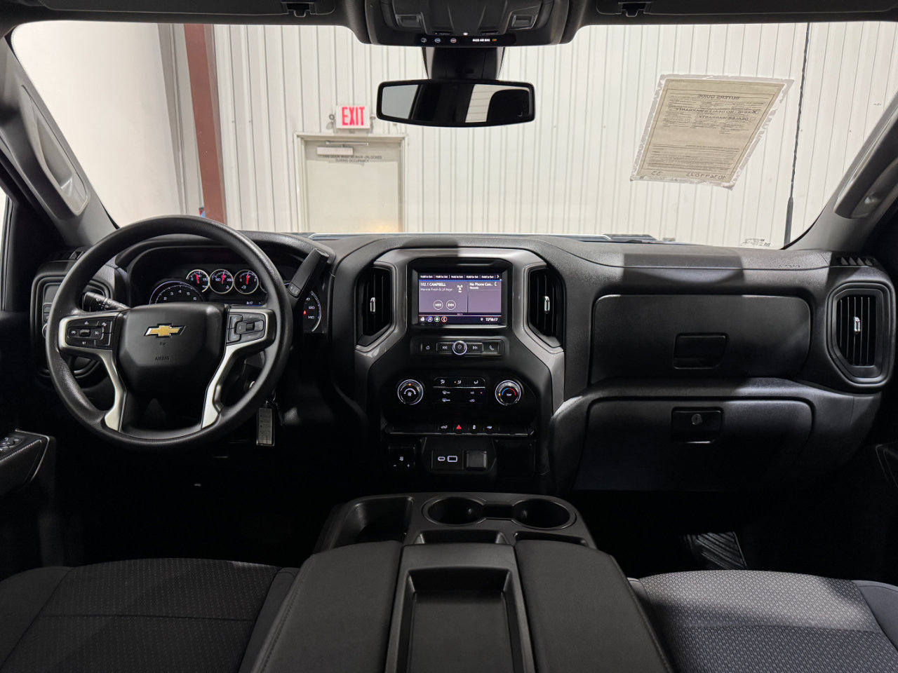 Used 2022 Chevrolet Silverado 2500 Custom w/ Custom Value Package image 20