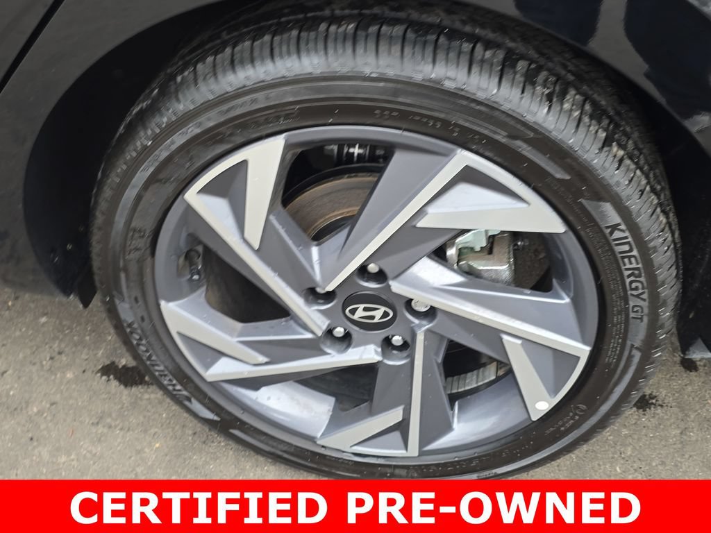Certified 2025 Hyundai Elantra SEL FWD image 33