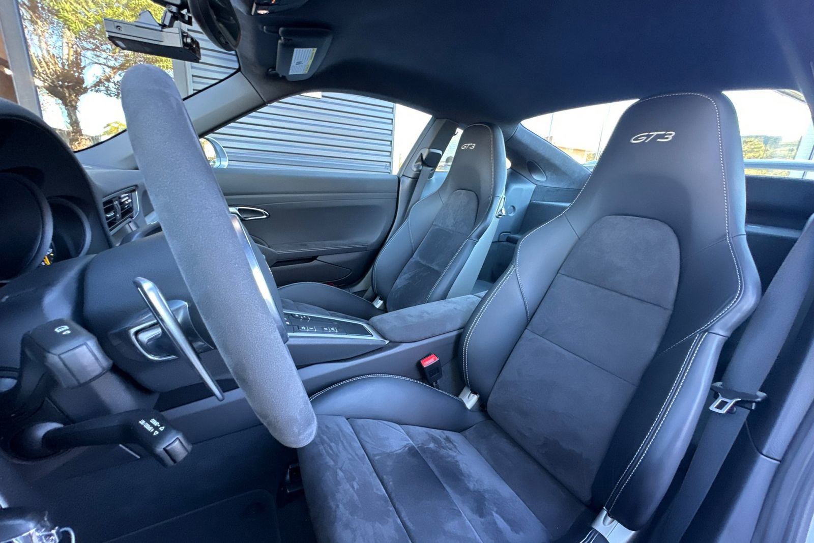 Used 2015 Porsche 911 GT3 image 5