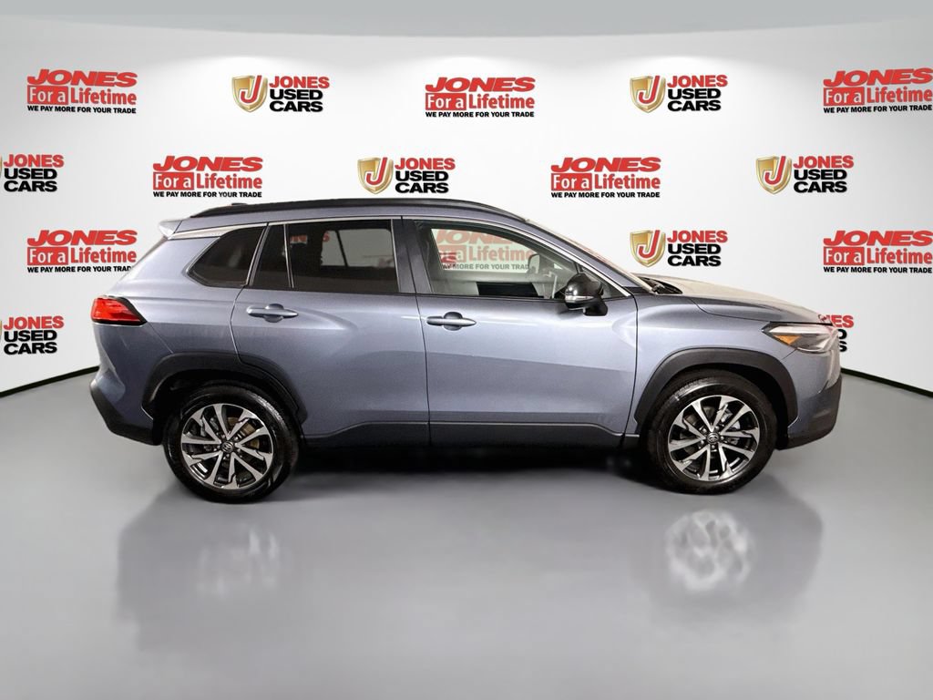 Certified 2025 Toyota Corolla Cross XLE w/ Convenience Package AWD/4WD image 18