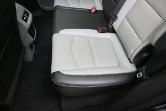 Used 2022 GMC Terrain SLT FWD image 21
