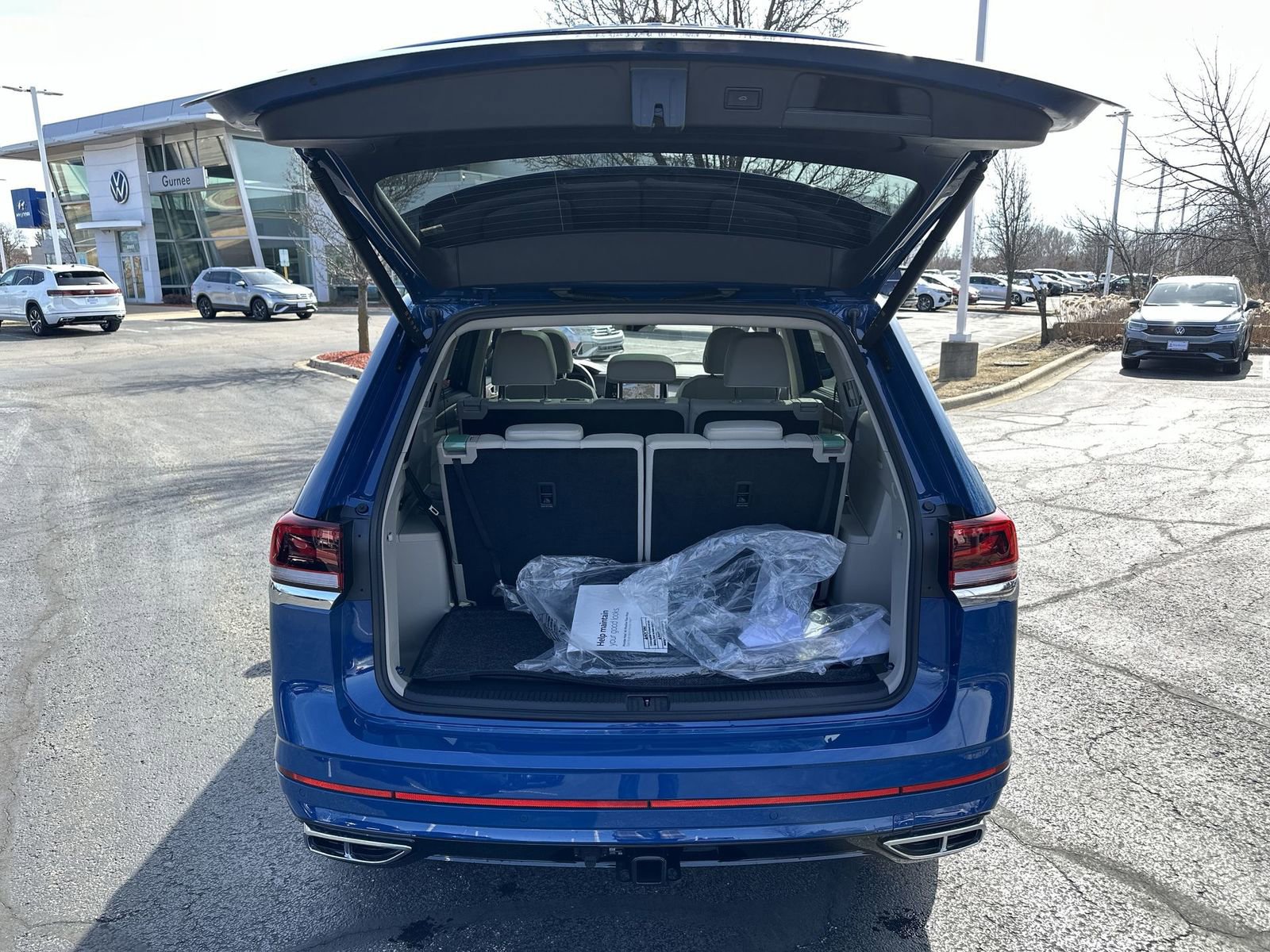 New 2025 Volkswagen Atlas SEL Premium R-Line image 26