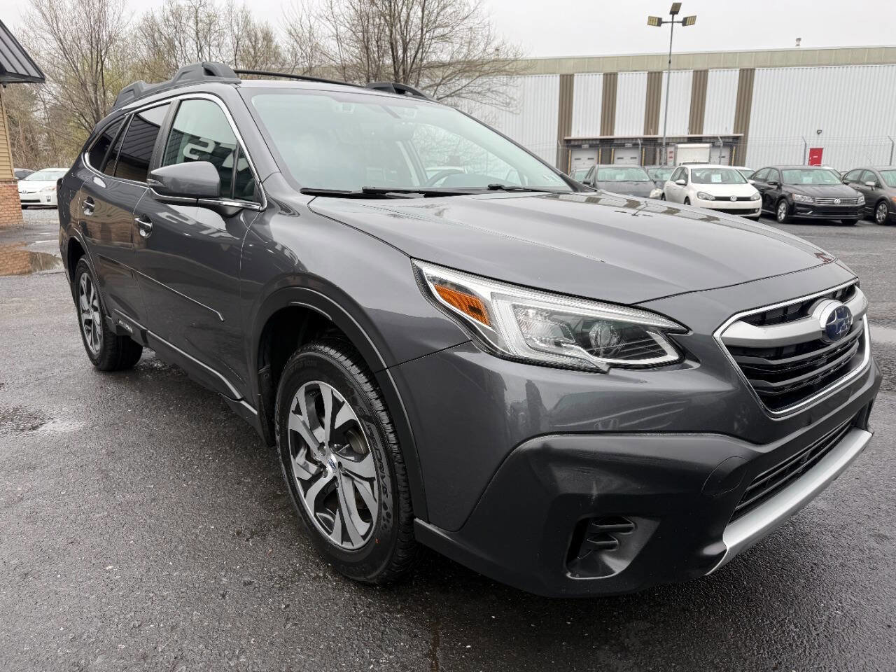 Used 2020 Subaru Outback Limited w/ Popular Package #2 AWD/4WD image 3