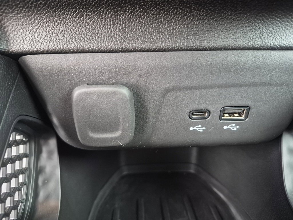 Used 2024 Chevrolet TrailBlazer LT w/ LT Cold Weather Package image 23