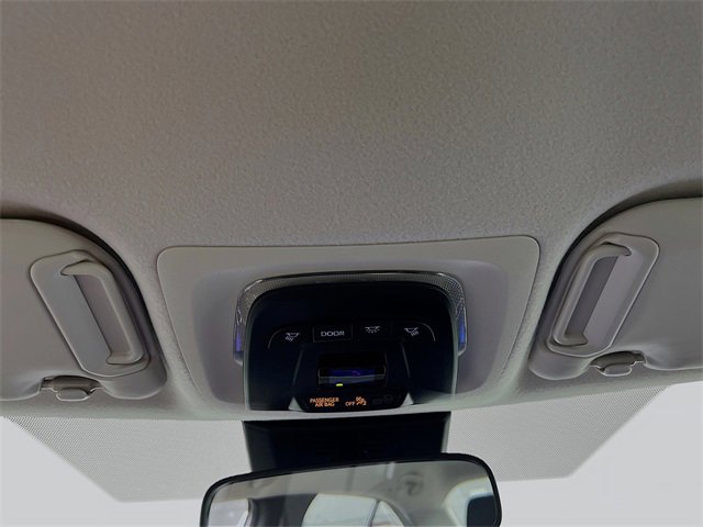 New 2025 Toyota Corolla LE image 18