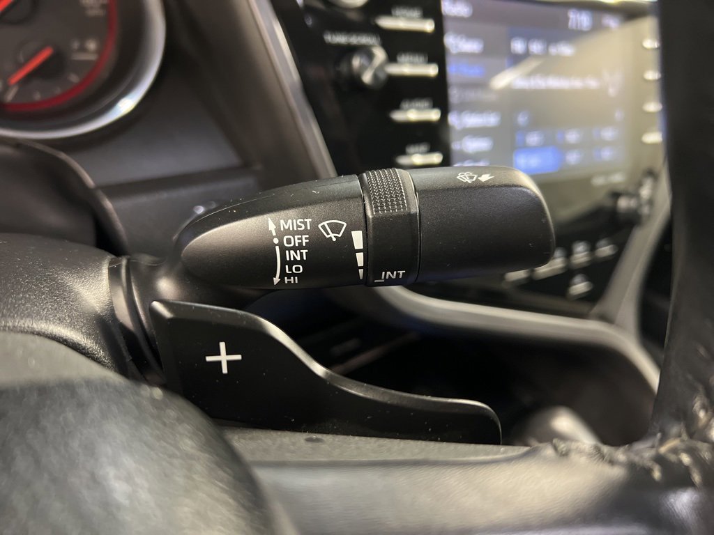 Used 2019 Toyota Camry XSE image 20