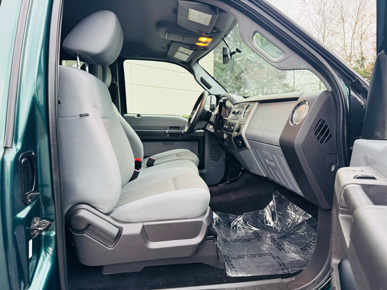 Used 2011 Ford F250 XLT w/ XLT Premium Pkg image 15