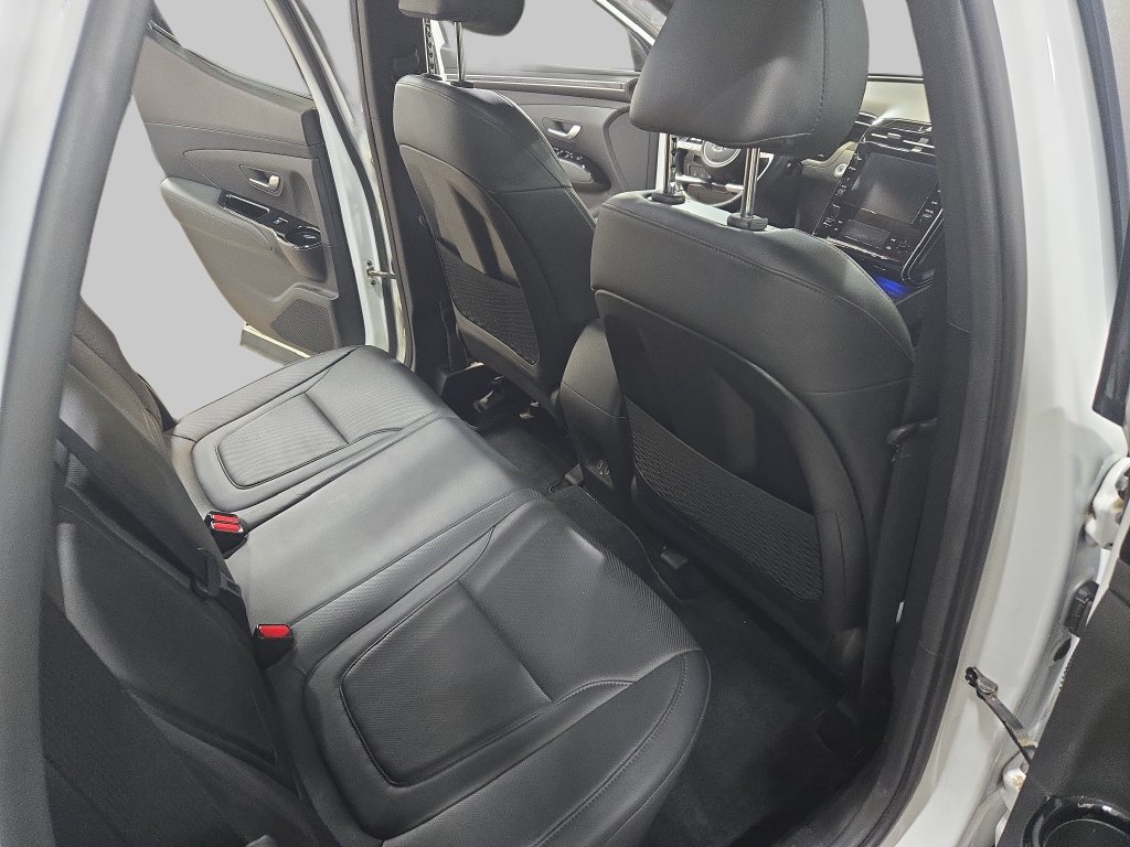 Used 2022 Hyundai Santa Cruz SEL Premium AWD/4WD image 13