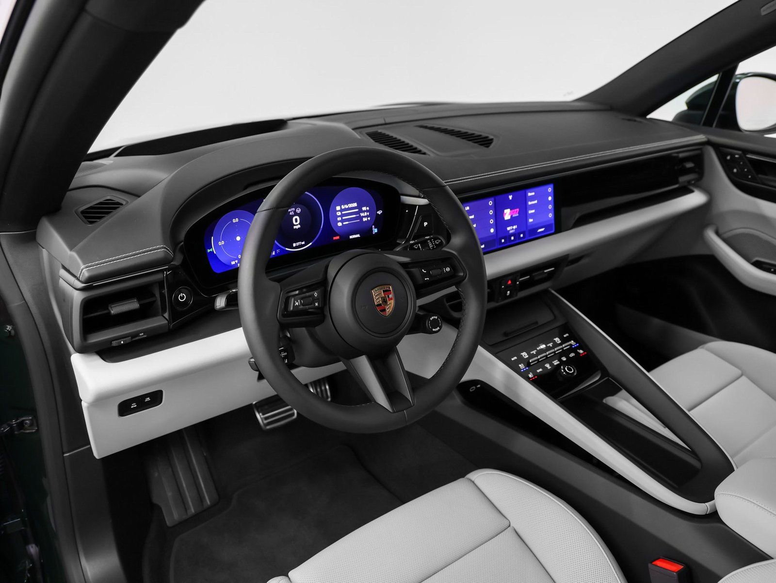 New 2025 Porsche Macan 4S Electric image 4