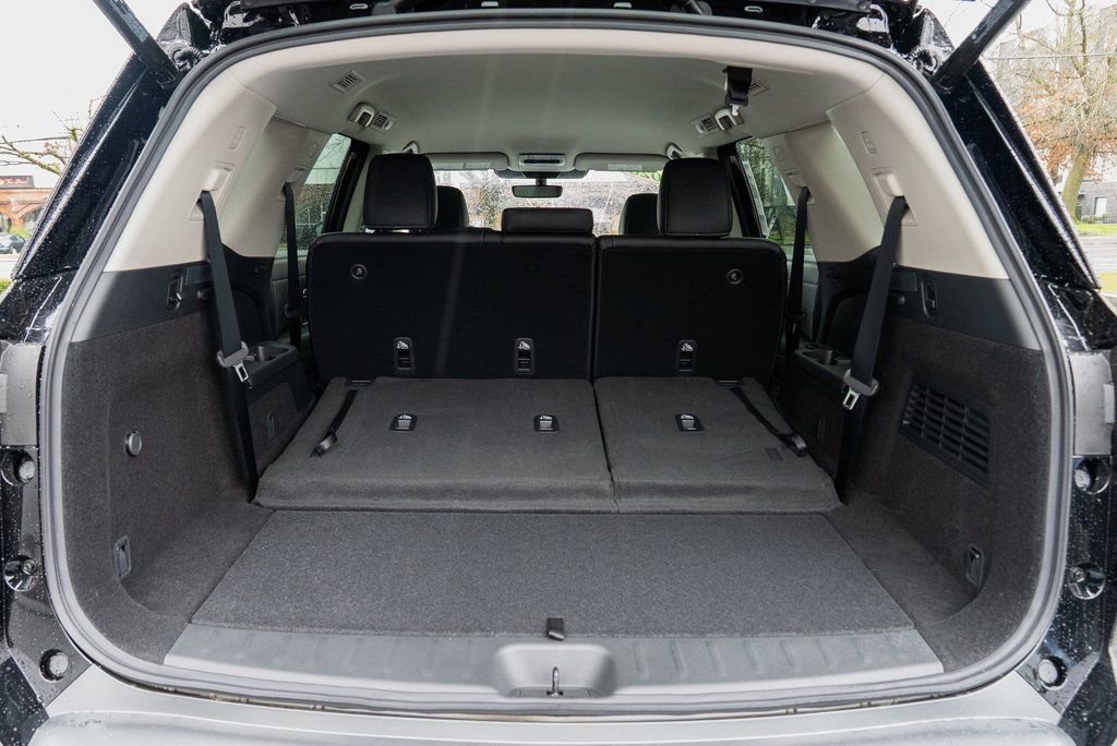 New 2026 Nissan Pathfinder SL image 9