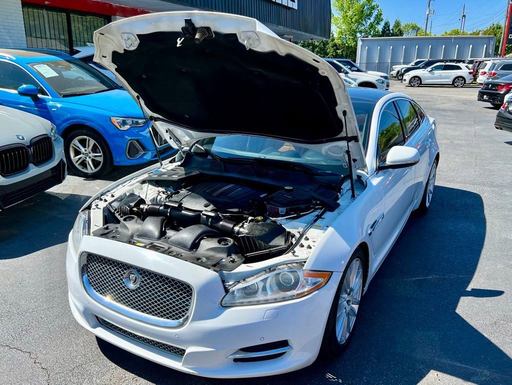 Used 2013 Jaguar XJ AWD image 7