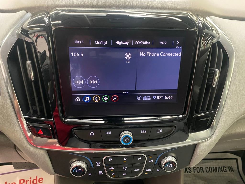 Used 2020 Chevrolet Traverse LT AWD/4WD image 32