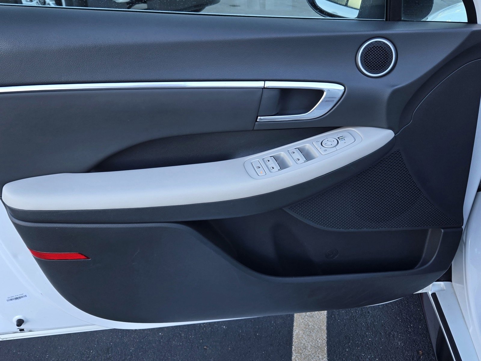 Used 2023 Hyundai Sonata SEL image 8