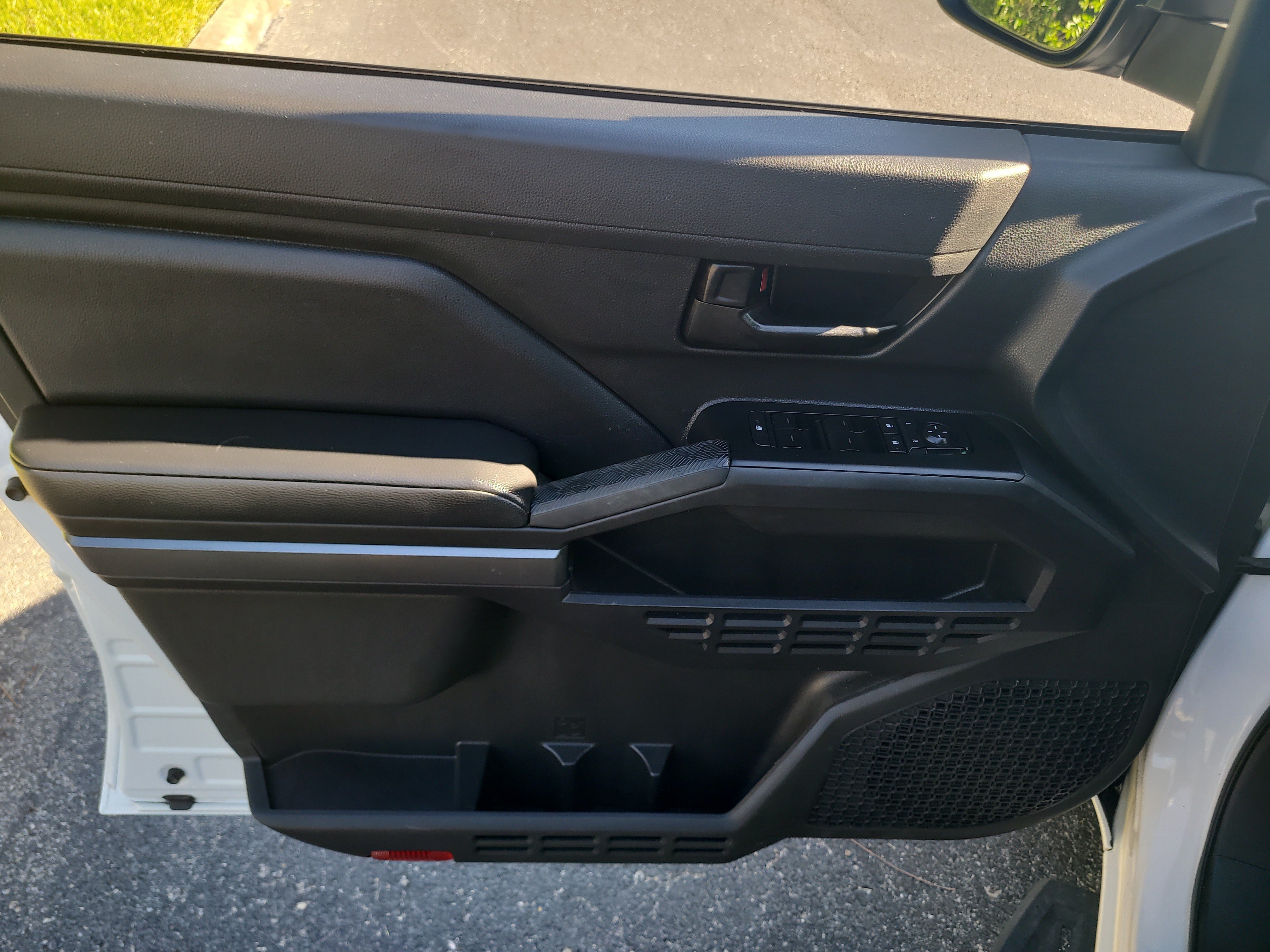 Certified 2024 Toyota Tacoma SR5 RWD image 17