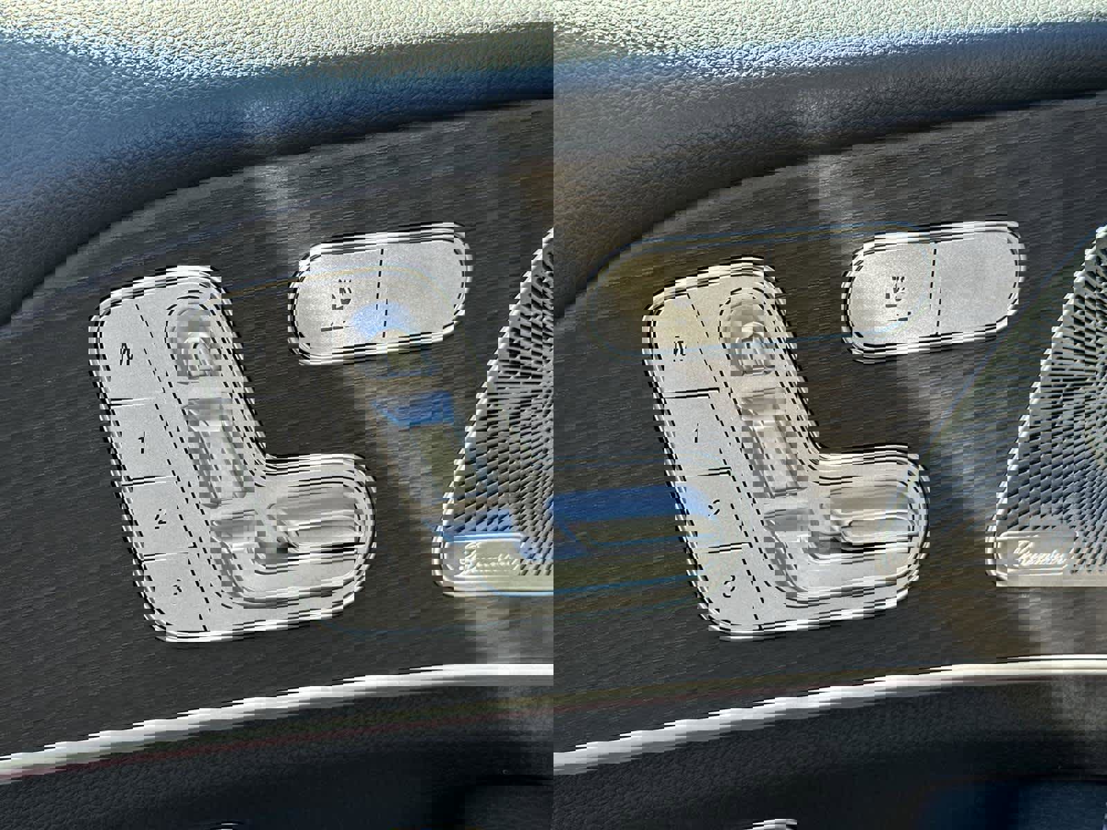 Used 2023 Mercedes-Benz GLE 350 image 23