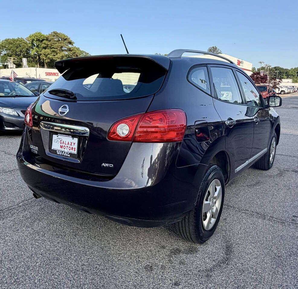 Used 2015 Nissan Rogue S w/ Convenience Package AWD/4WD image 4