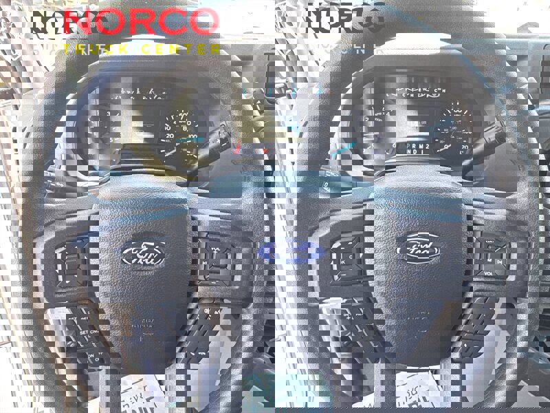 Used 2023 Ford E-350 and Econoline 350 Super Duty w/ Power Windows & Locks Group image 19