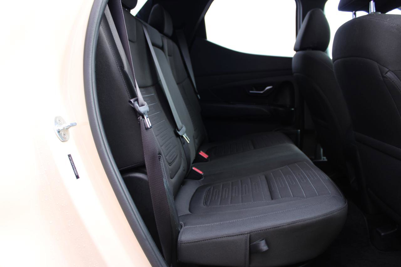 Used 2022 Hyundai Santa Cruz SEL Premium w/ Cargo Package image 40