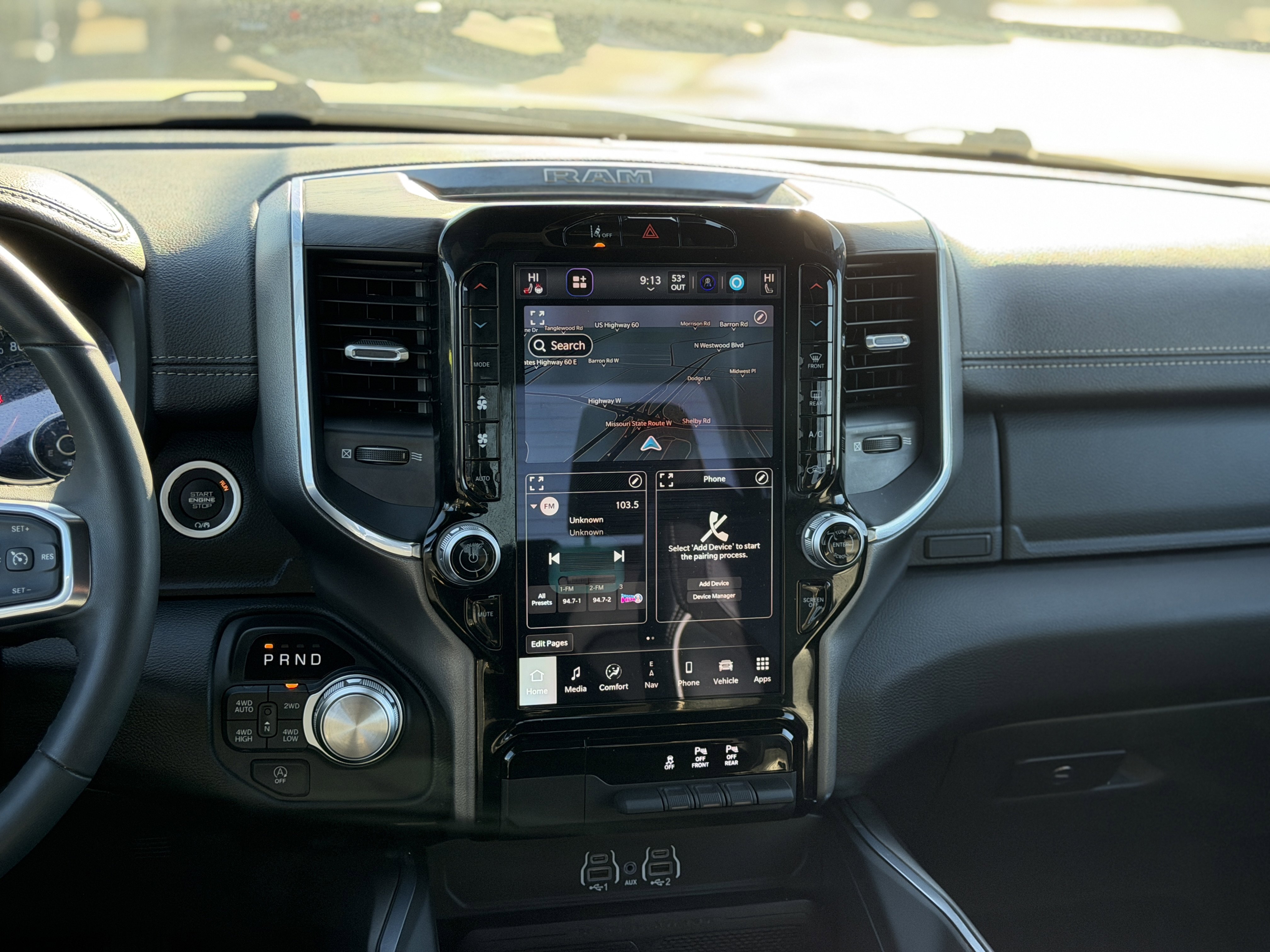 Used 2025 RAM 1500 Laramie AWD/4WD image 14