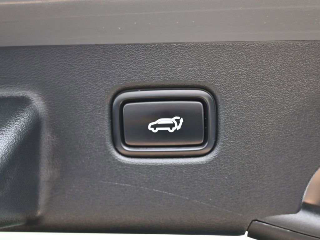 Used 2024 Kia EV6 Wind w/ Wind Technology Package image 8
