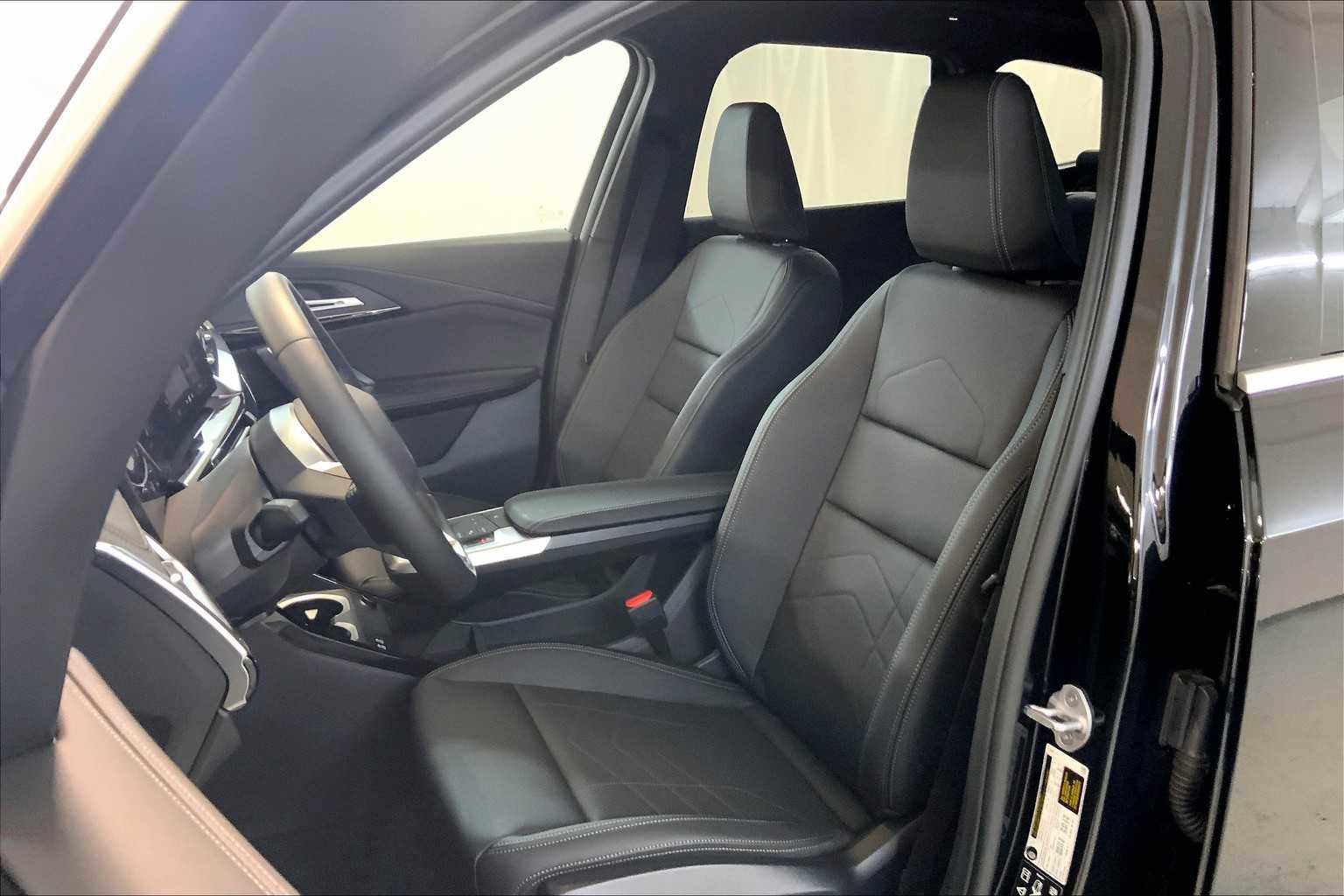 New 2025 BMW X1 xDrive28i w/ Technology Package image 9