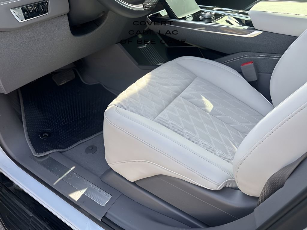 New 2026 Cadillac Escalade IQL Luxury image 28